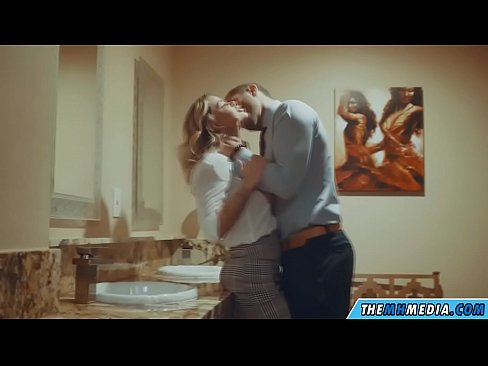 ❤️ Кога бујна русокоса ќе ве заведе во јавен тоалет Дурли кај нас mk.shufflesex.ru ❌